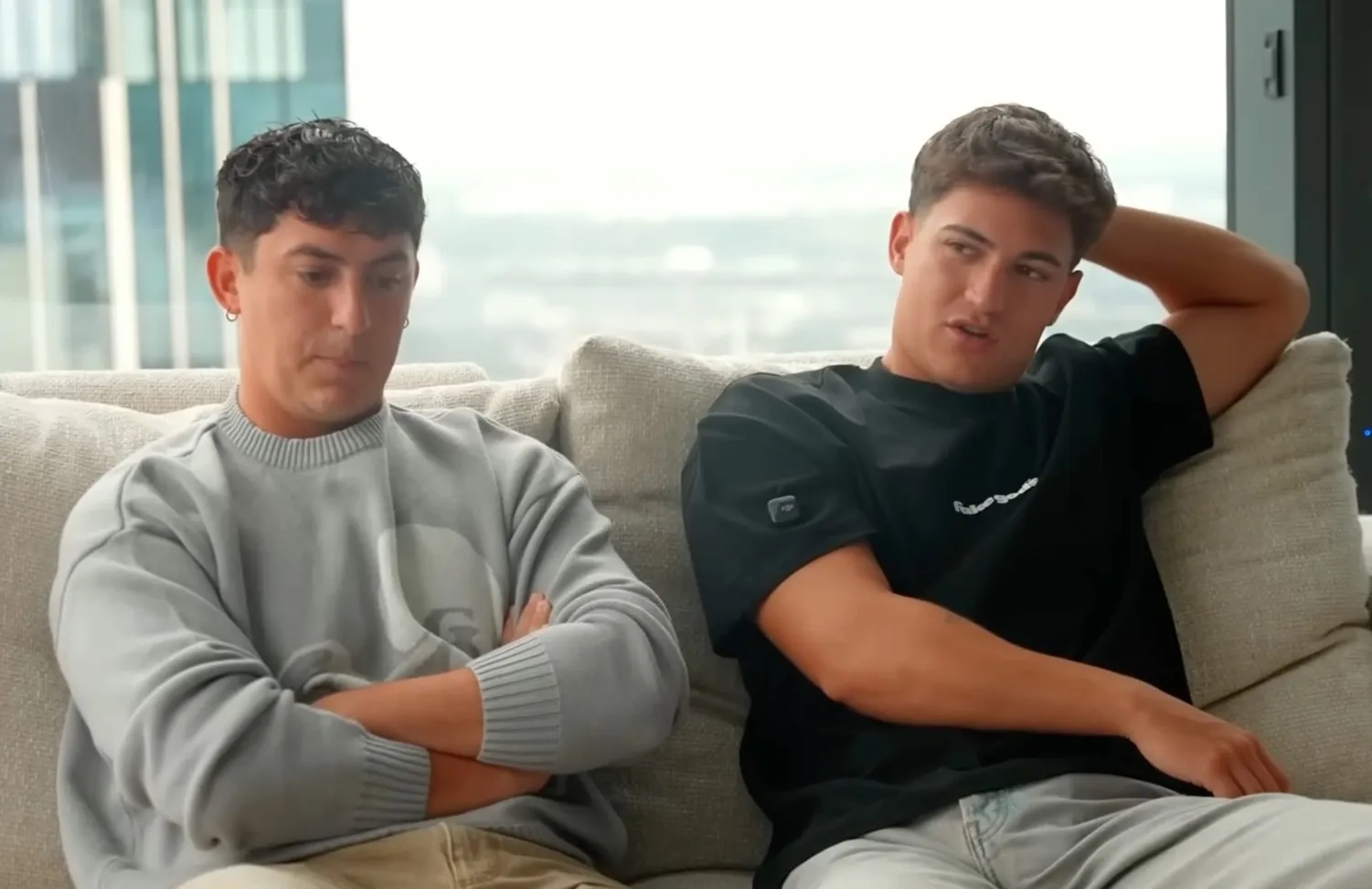 Los Buyer en el canal de Carlos Espárraga