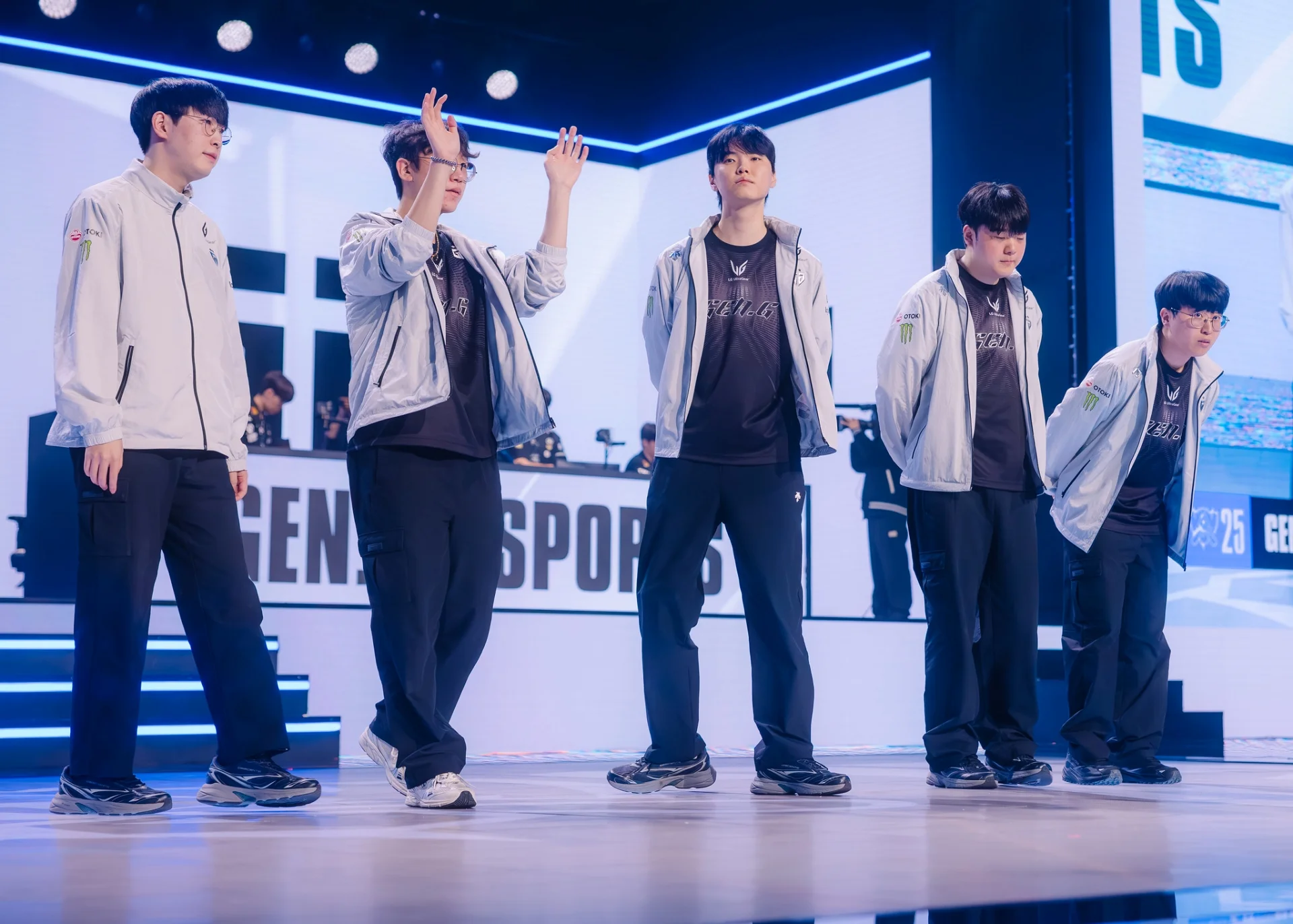 Gen.G arrasa y ya está en el top 8 de Worlds 2025