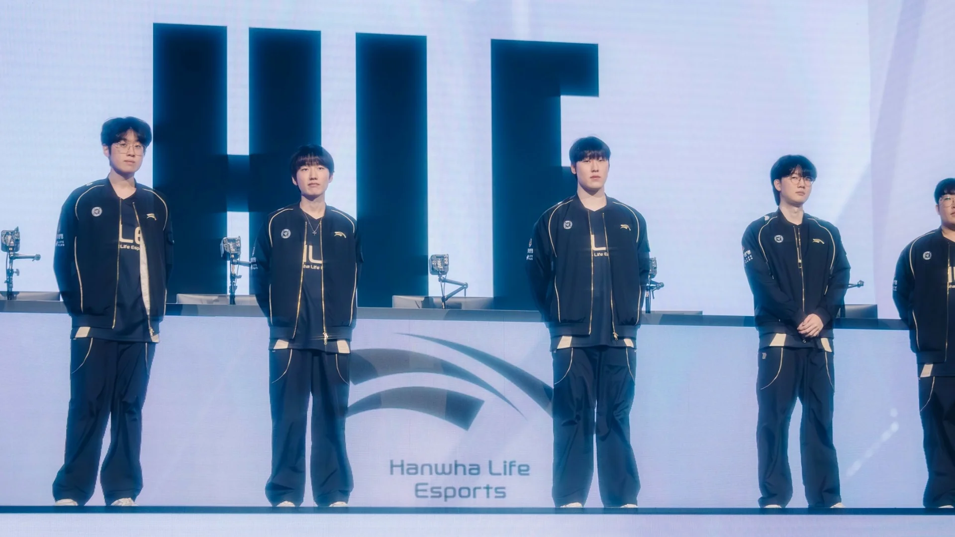 Hanwha Life mete una paliza a CFO y se mete en playoffs de Worlds 2025