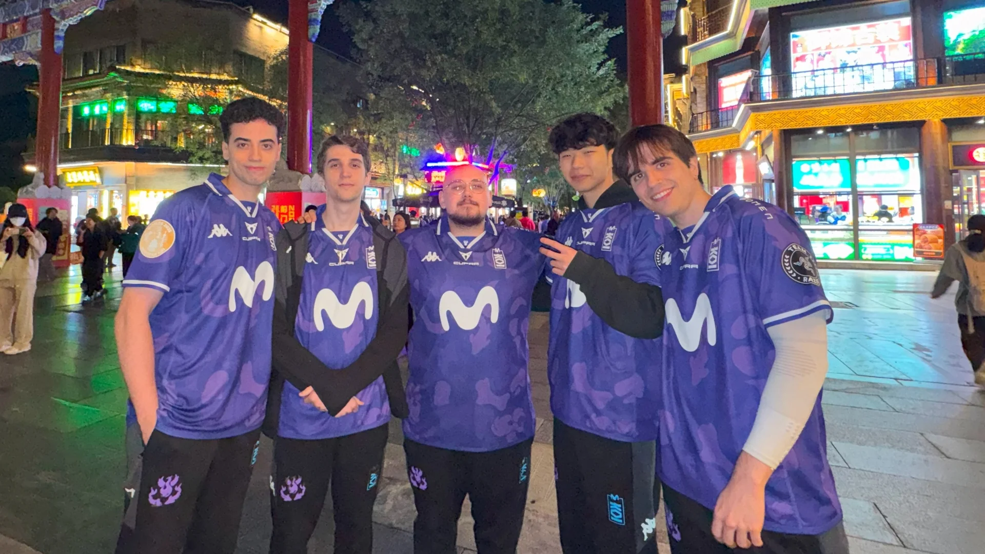 Movistar KOI en China durante Worlds 2025
