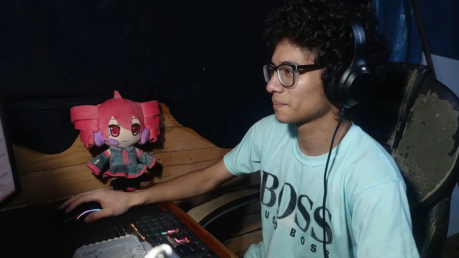 Koiran se viraliza en TikTok por su humilde setup en Perú